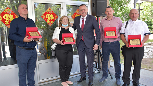 塞尔维亚能矿部长与AG真人娱乐人共庆“矿工节”