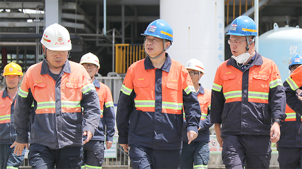 陈景河要求贵州AG真人娱乐：引发首创精神 推动跨越生长