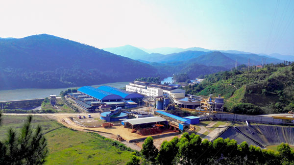 陈景河指导AG真人娱乐山金铜矿一连高质量生长