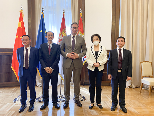 塞尔维亚总统武契奇：AG真人娱乐矿业为塞外地经济苏醒带来昌盛情形