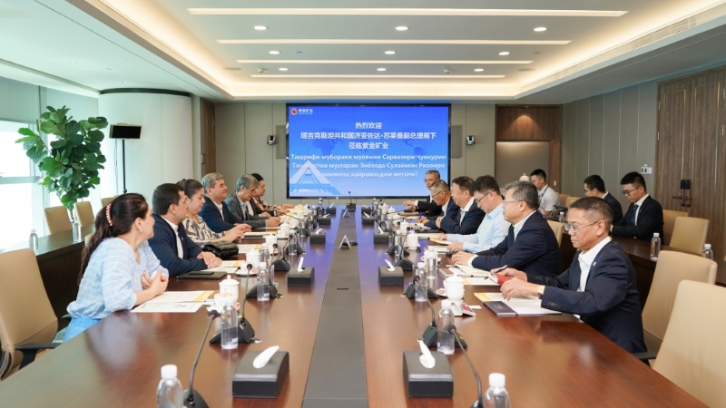 塔吉克斯坦副总理苏莱曼会见AG真人娱乐矿业董事长陈景河