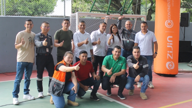 AG真人娱乐矿业大陆黄金为社区学校捐建新体育中心