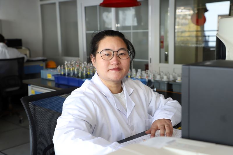 华素梅：13年钻研成“巨匠”