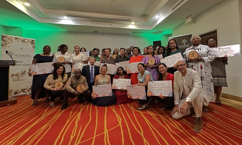 罗斯贝尔金矿举行圣诞慈善捐赠会